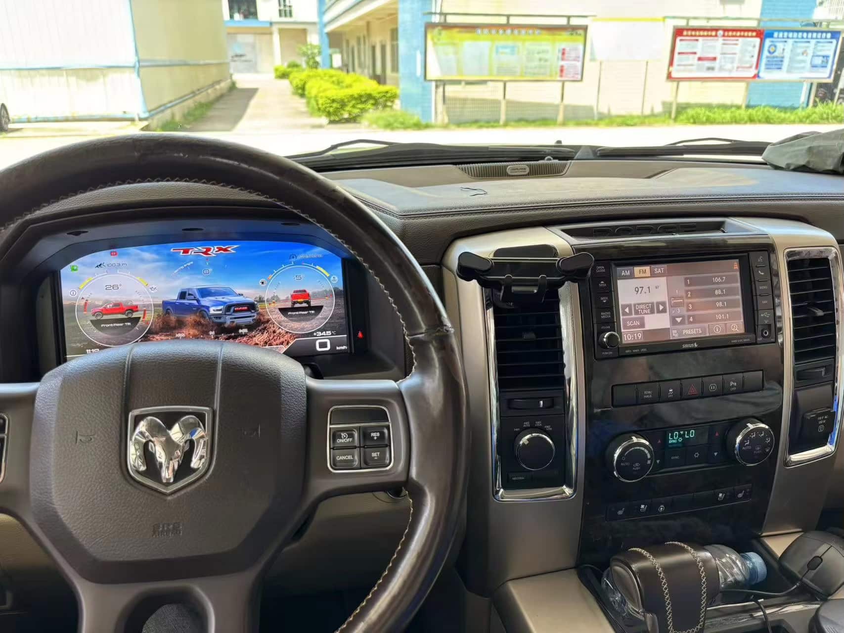 Nadogradnja digitalne instrumentne ploče Dodge Ram